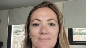 Amelie Cousin Saint-Jeannet, Professionnel indépendant