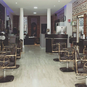 ARTS.SD —Coiffure Jeanne D'Arc Toulouse, Professionnel indépendant