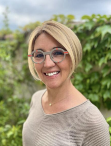 Anais Daubos MTC Aubagne, Professionnel indépendant