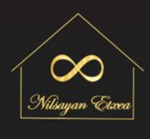 Nilsayan Etxea Biarritz, Décorateur