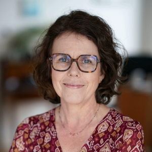 Aline Jacomet - Somatothérapie - EMDR - Hypnose Lyon, Psychothérapeute, EMDR, Hypnothérapeute