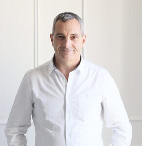 Christophe Mauvais La Farlède, Hypnothérapeute