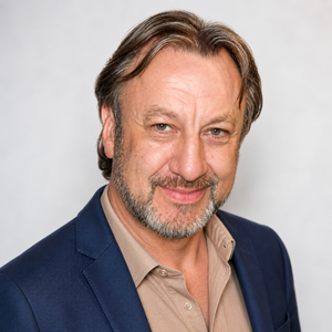 Roland Somville Saint-Julien-en-Genevois, Professionnel indépendant