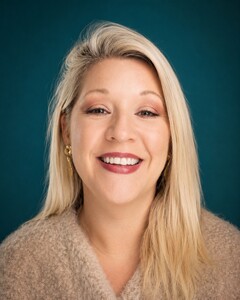 LAZAREK ELODIE Haillicourt, Professionnel indépendant, Autre prestataire de services, Conseiller social, Praticien en soins de beauté