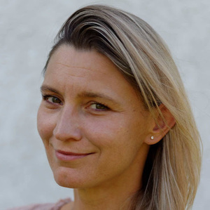 Leonore Brichet Sadoul Suresnes, Hypnothérapeute